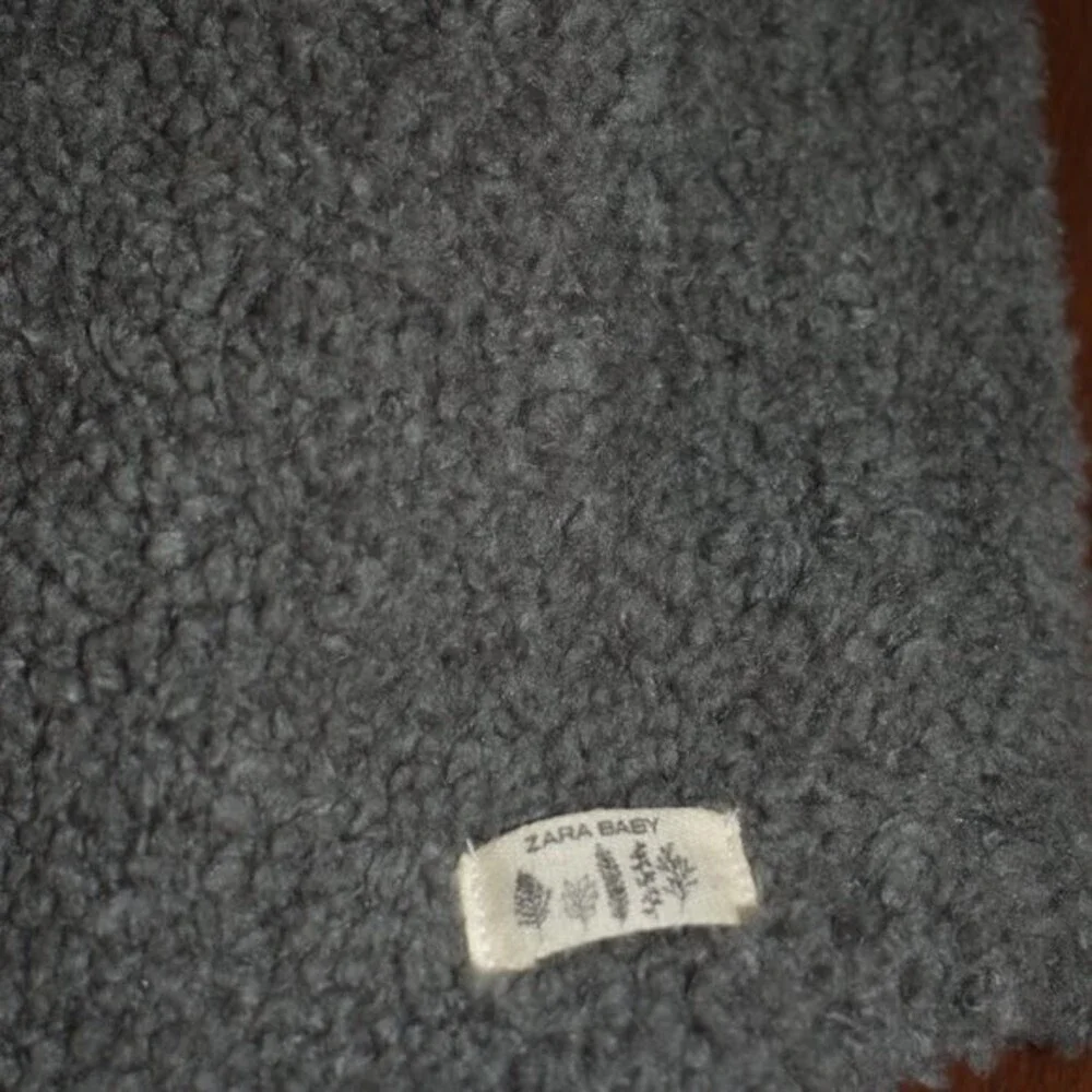 Zara Baby Vest  2-3 Years Gray Fluffy